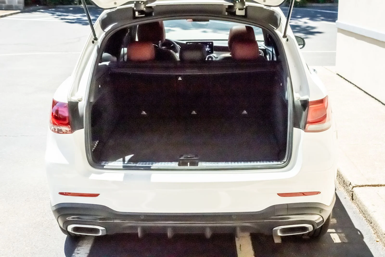 Used 2022  Mercedes-Benz GLC 300 image 20