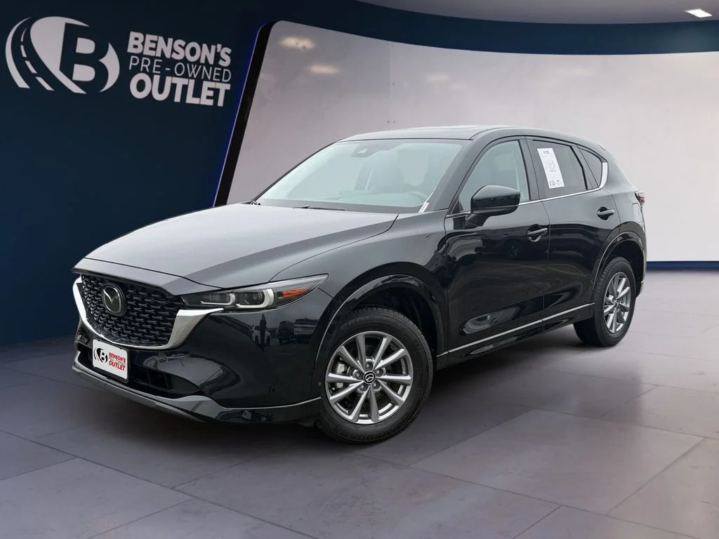 2025 Mazda CX-5 S Preferred package Auto AWD's photo