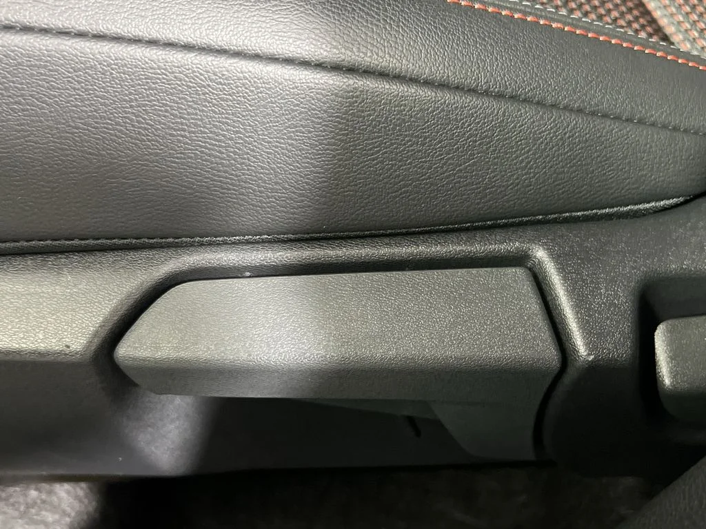 2026 Nissan KICKS SR - Photo 14