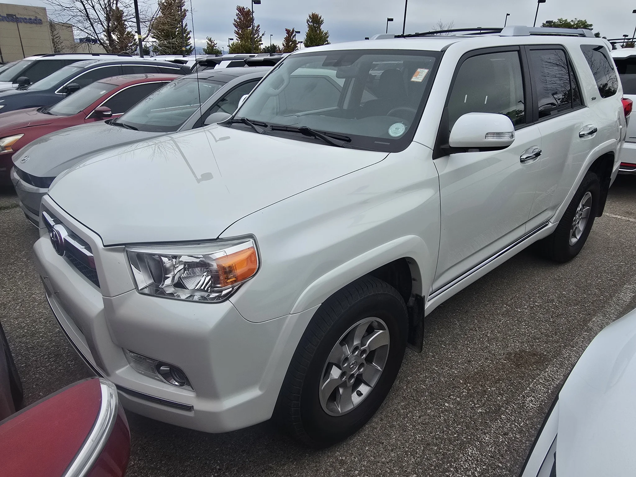 Used 2013 Blizzard Pearl Metallic Toyota SR5 image 12