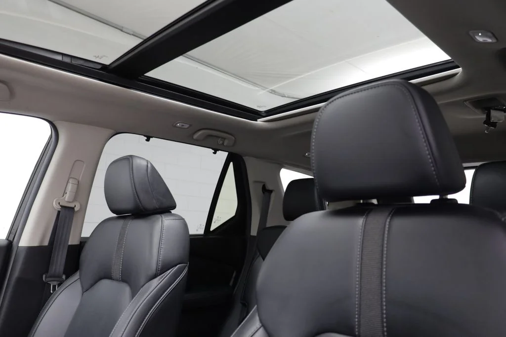 Used 2024 Crystal Black Pearl Honda Touring image 12