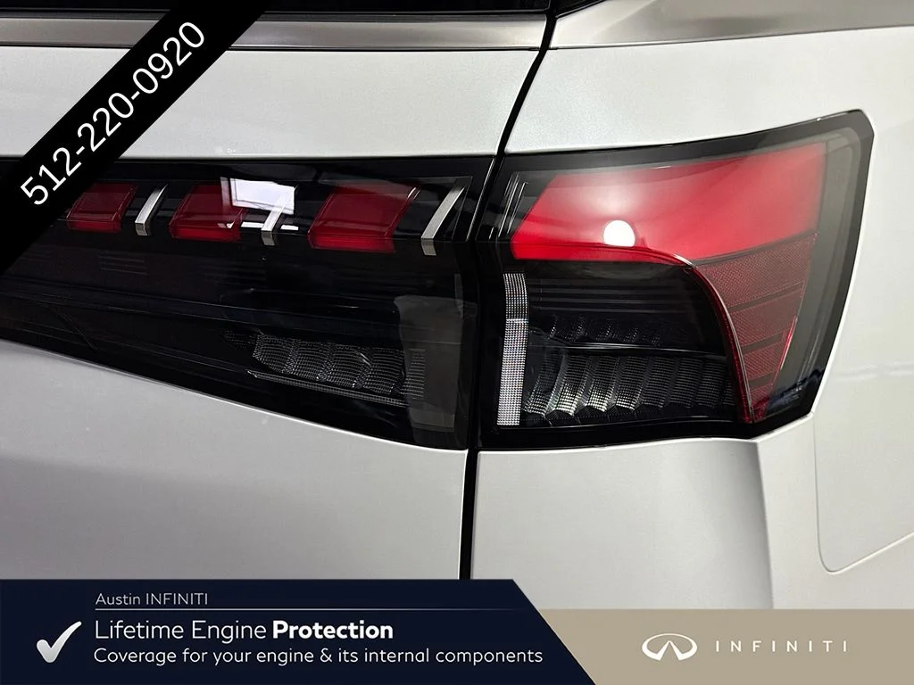 New 2027 RADIANT WHITE INFINITI LUXE image 36