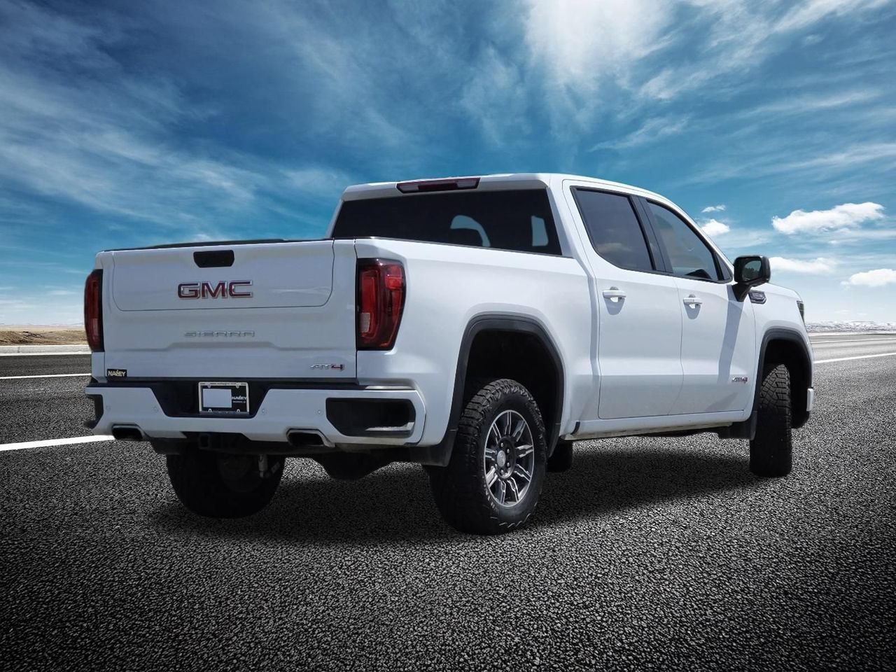 Used 2025 Summit White GMC AT4 image 21