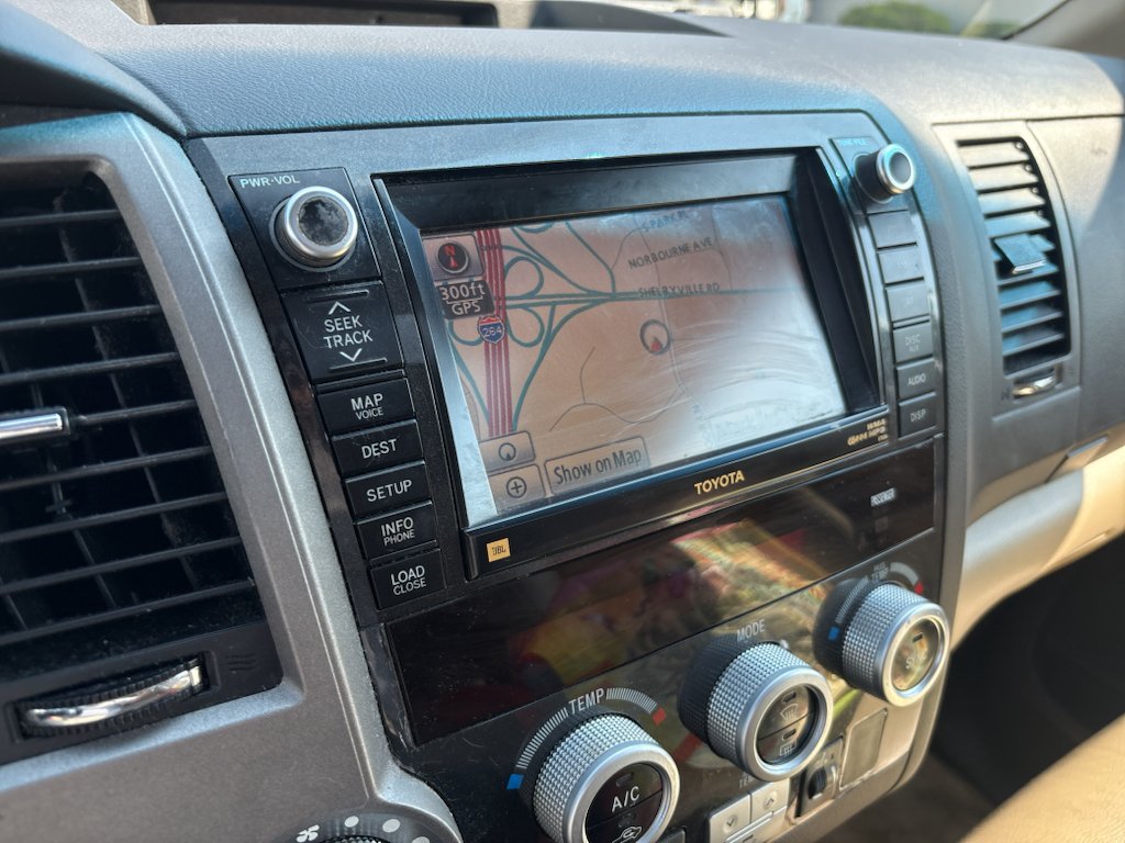 Used 2010 Black Toyota Ltd image 4