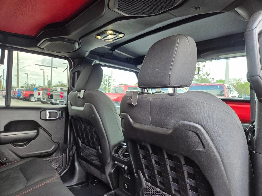 2022 Jeep Wrangler Unlimited Rubicon - Photo 12