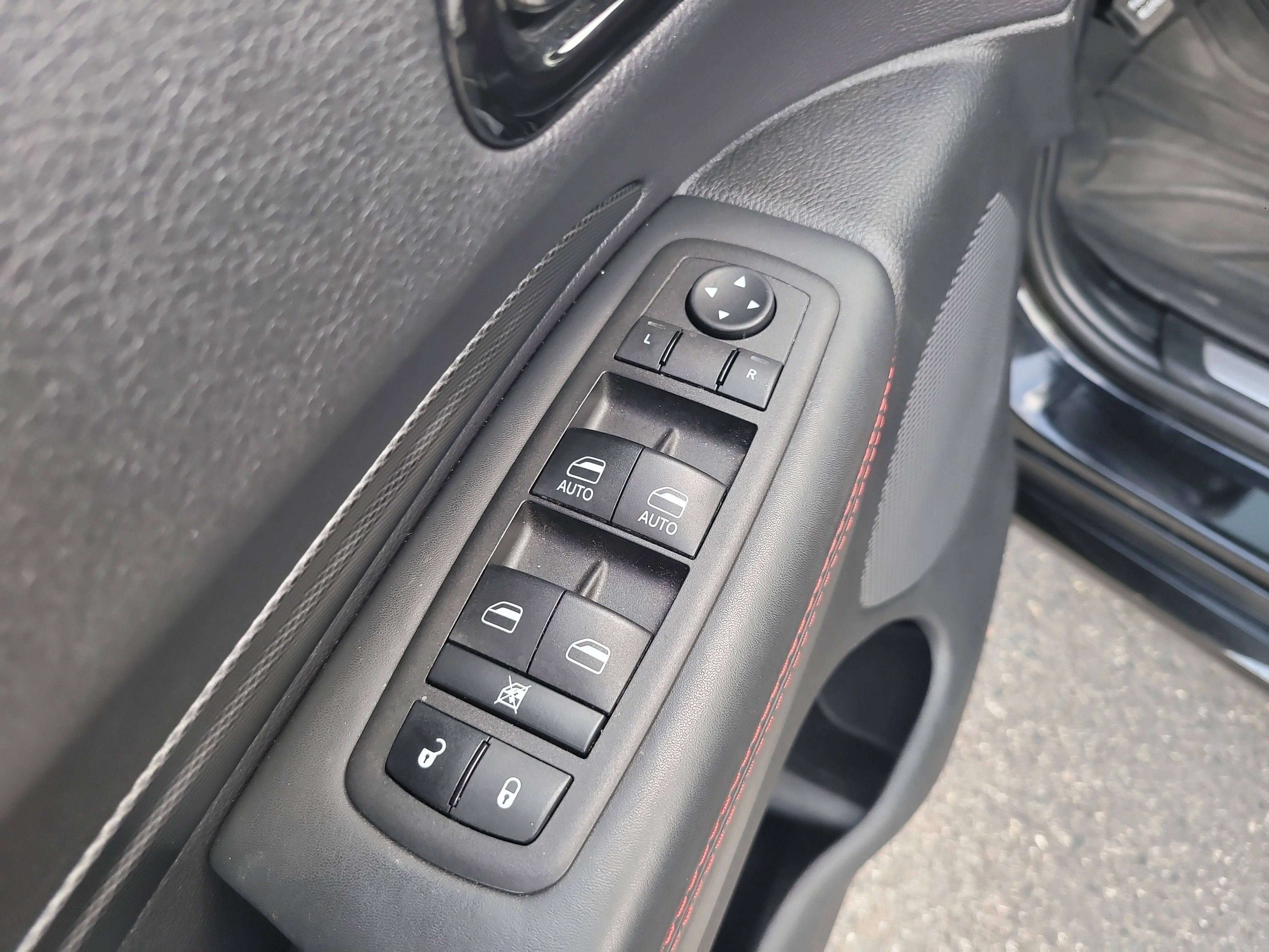 Used 2023 DB Black Clearcoat Dodge R/T Plus image 17
