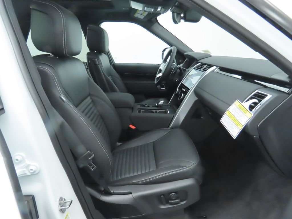 Used 2025 Fuji White Land Rover S image 21