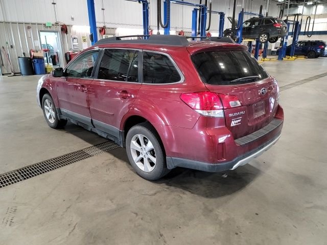Used 2014 Venetian Red Pearl Subaru 3.6R image 5