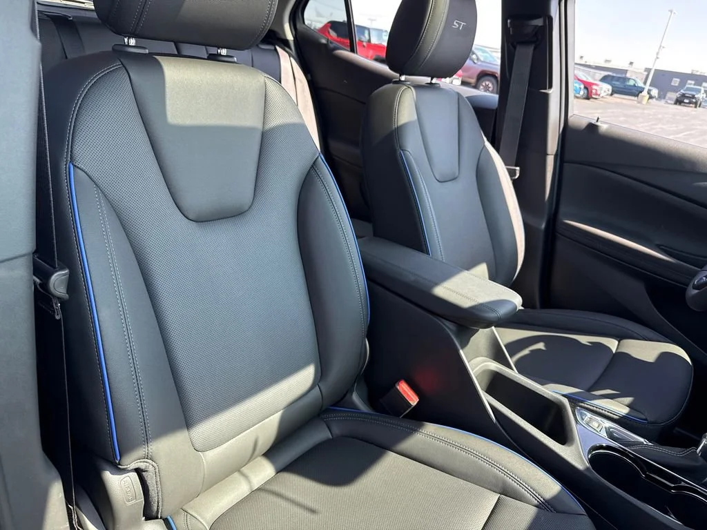 New 2026 Ebony Twilight Metallic Buick Sport Touring image 38