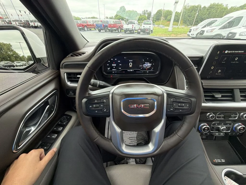 Certified Used 2023 White GMC SLT image 22