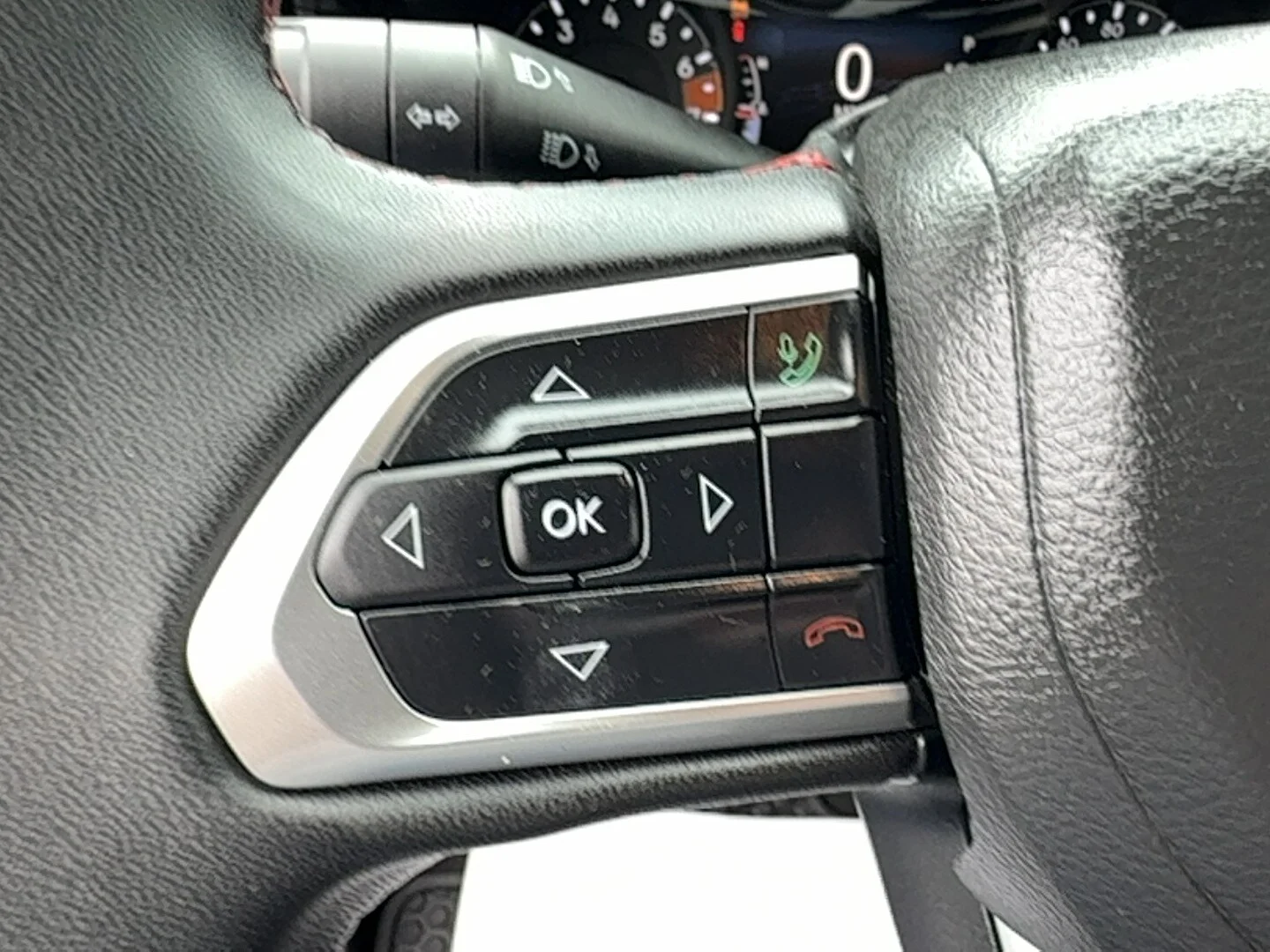 Used 2023 Bright White Clearcoat Jeep Trailhawk image 13