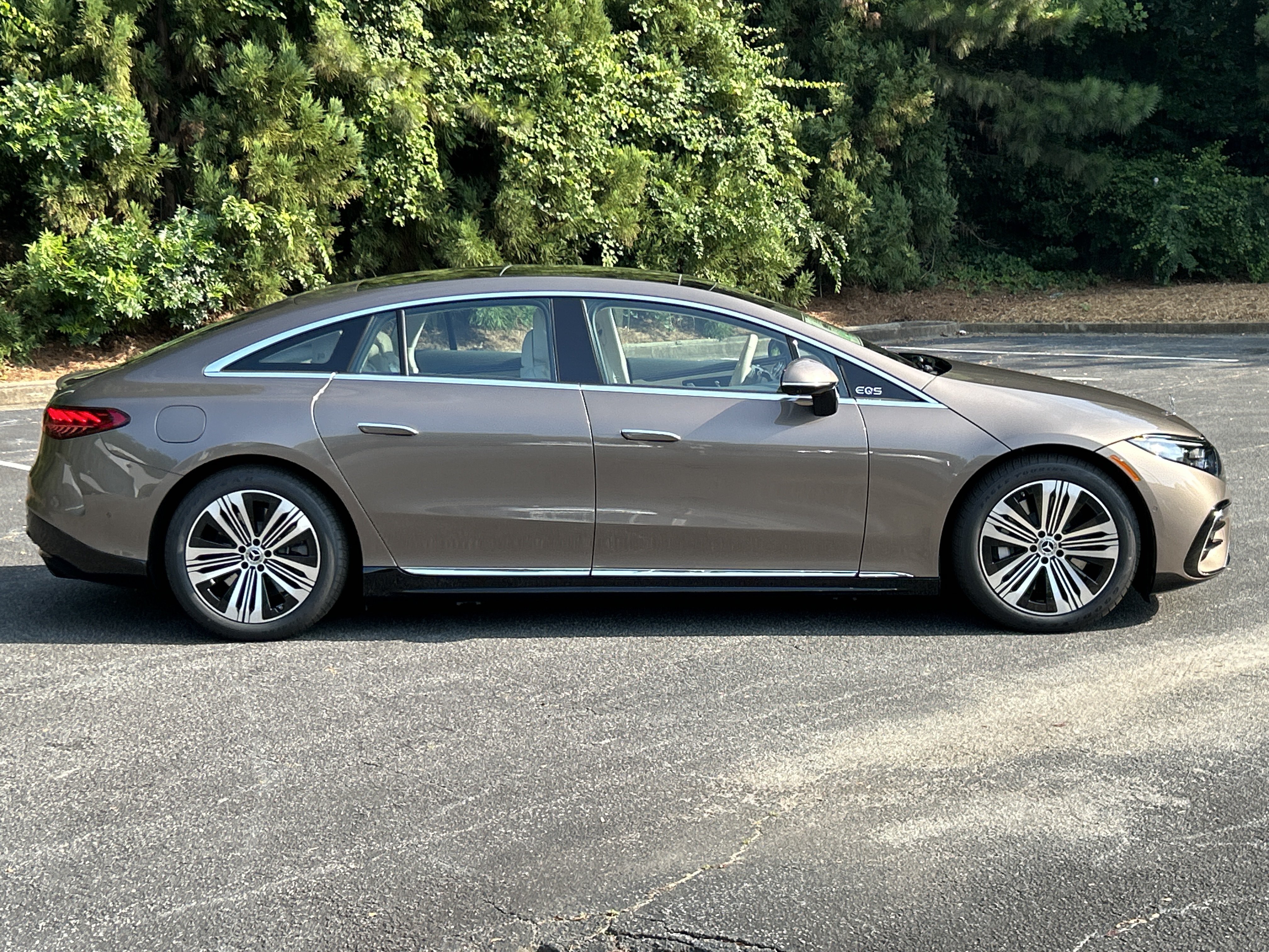 New 2026 Sonoran Brown Metallic Mercedes-Benz EQS 450 4MATIC® Sedan image 5