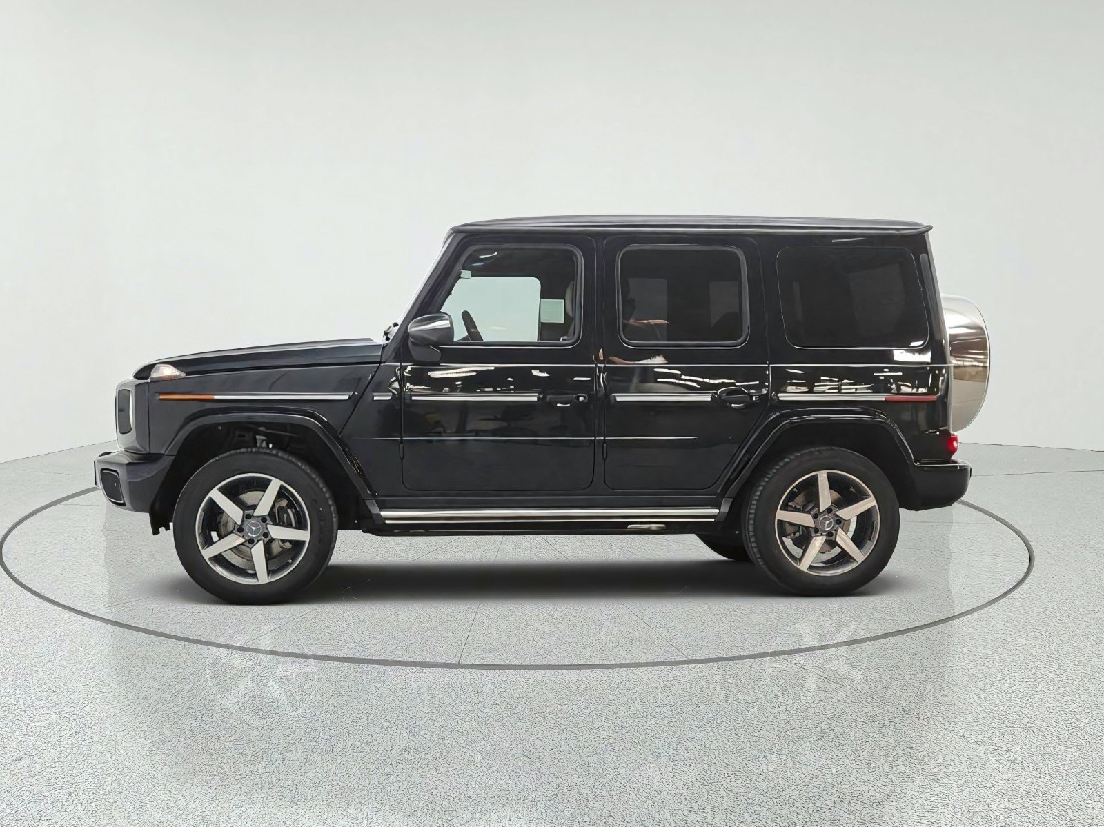 New 2027 Emerald Green Mercedes-Benz G 580e SUV image 29
