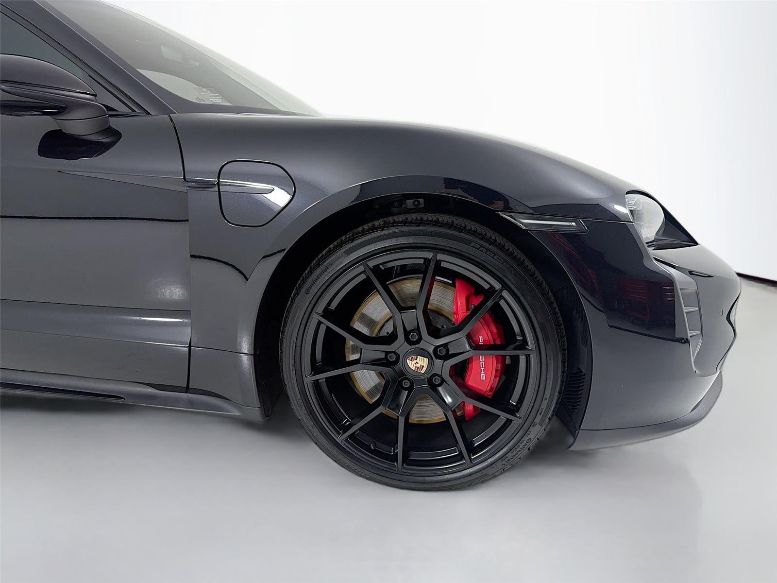Used 2022 Jet Black Metallic Porsche GTS image 30