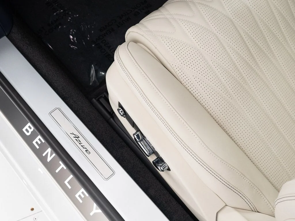 New 2026 Glacier White Bentley Azure image 12
