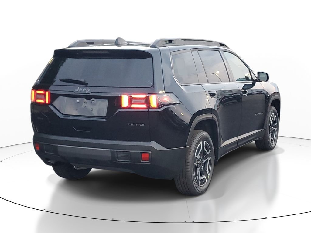 New 2026 Diamond Black Crystal Pearlcoat Jeep Limited image 4