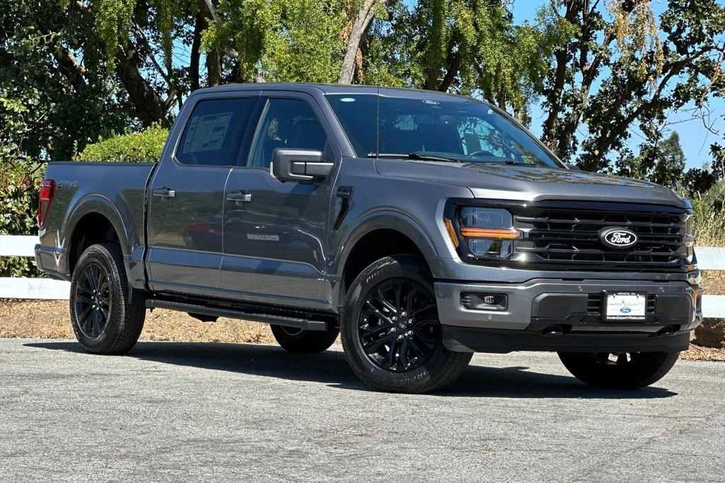 New 2026 Gray Metallic Ford XLT image 2