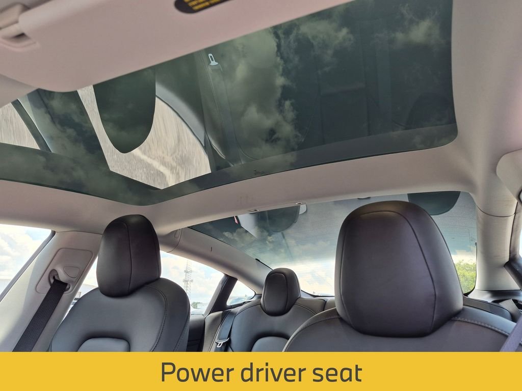 Used 2022 Red Tesla Long Range image 18