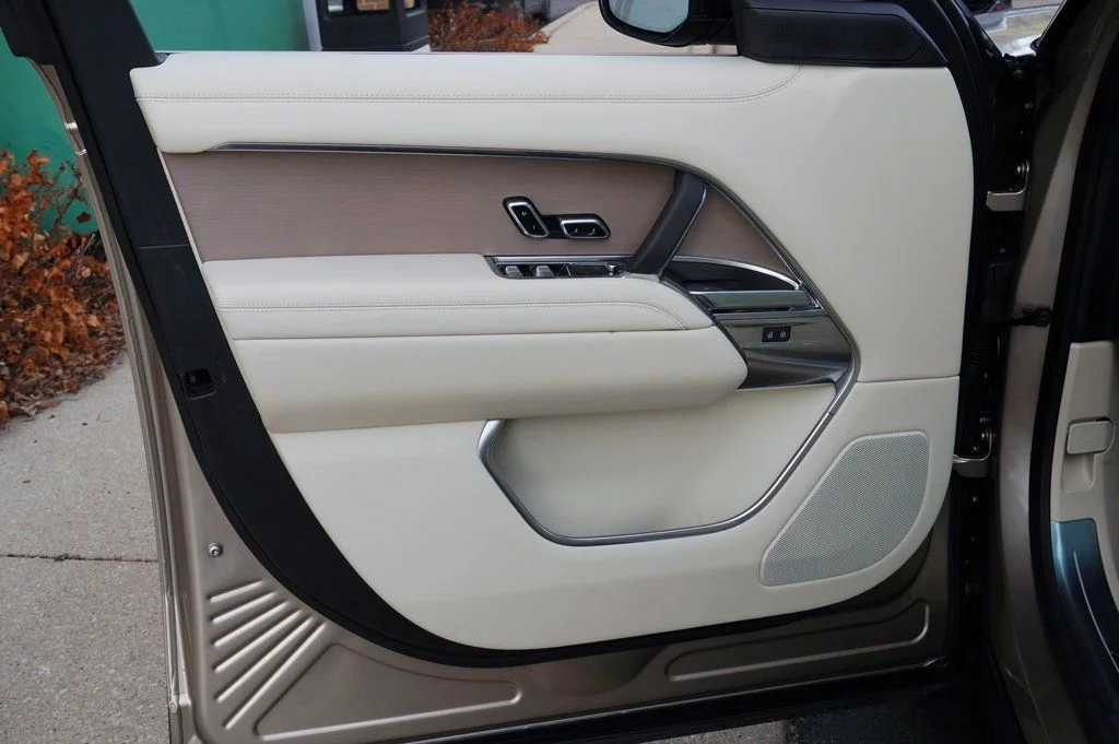 Used 2026 Gold Land Rover SE image 10