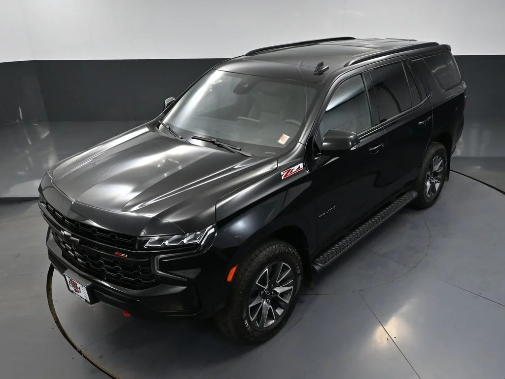 Used 2024 Black Chevrolet Z71 image 57