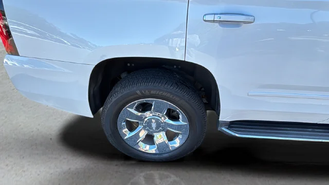 Used 2018 White Chevrolet Premier image 38
