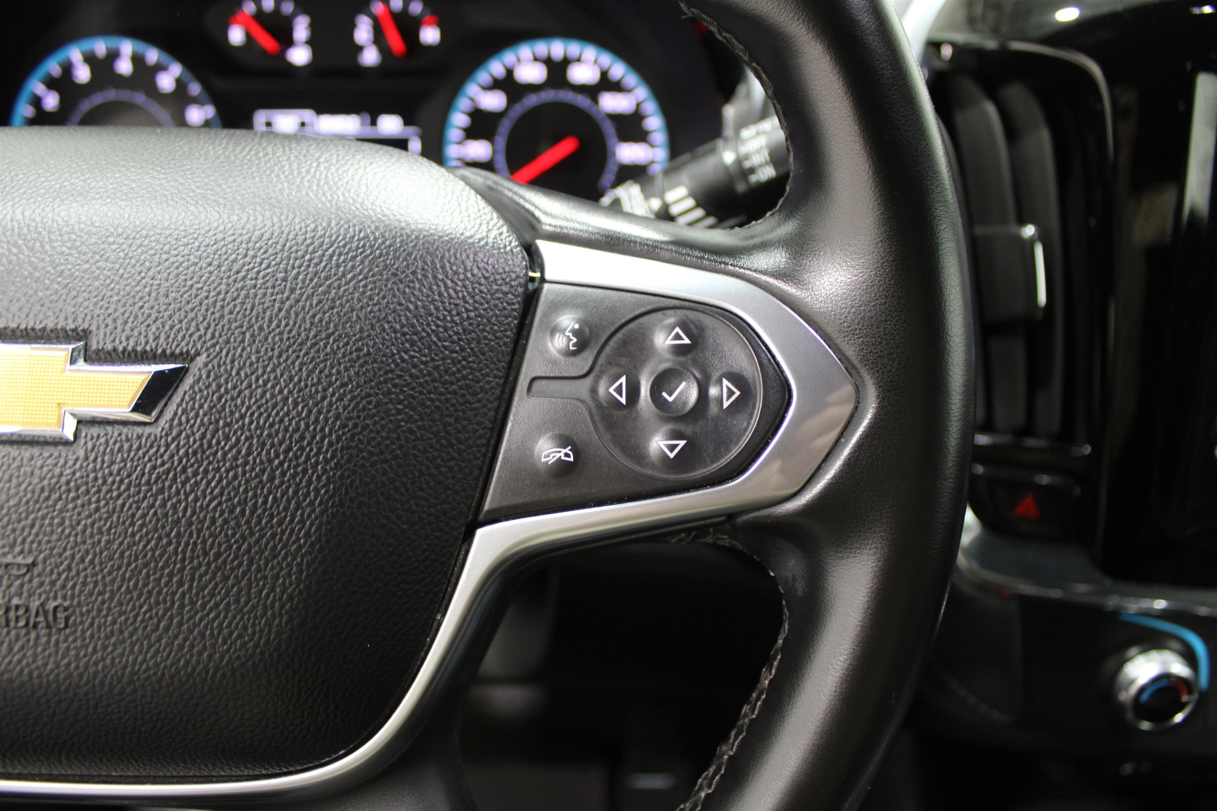 2023 Chevrolet Traverse 1LT - Photo 11