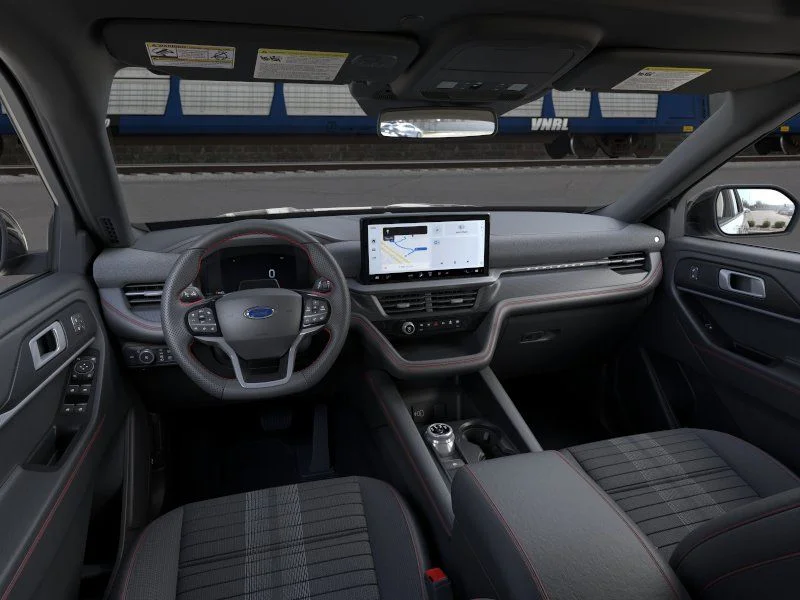 New 2026 Agate Black Metallic Ford ST-Line image 9