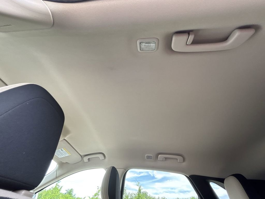 Used 2020 Silver Ford SE Sport image 16