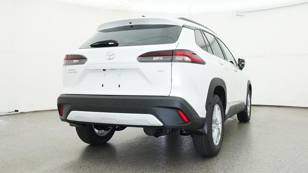New 2026 Wind Chill Pearl Toyota LE image 21