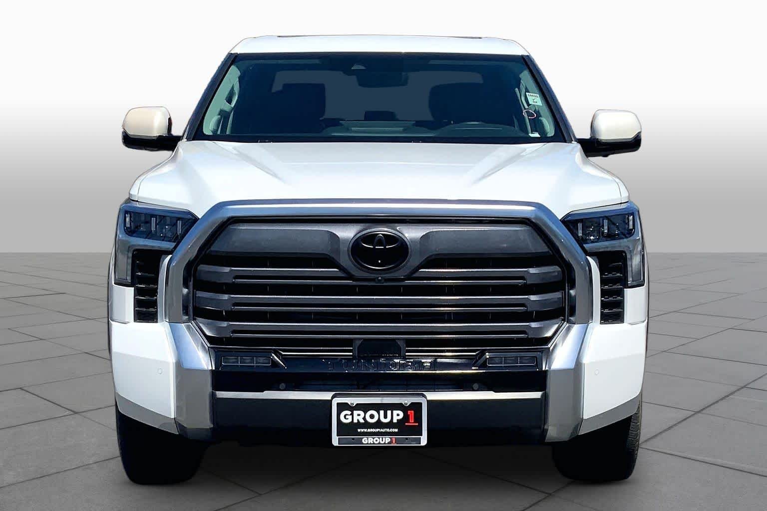 Used 2024 Wind Chill Pearl Toyota Limited image 3