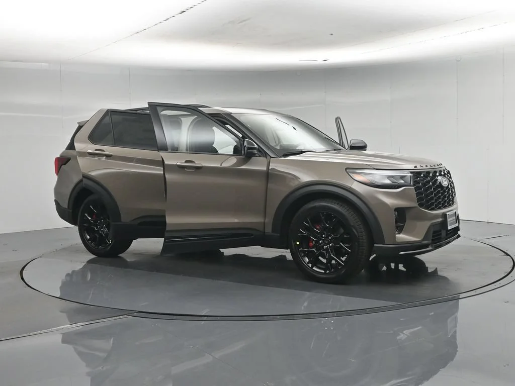 New 2027 Marsh Gray Ford ST image 33