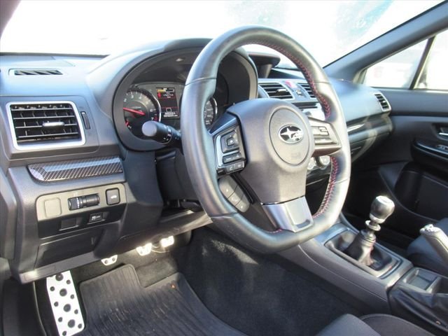 Used 2020 Black Subaru Premium image 16