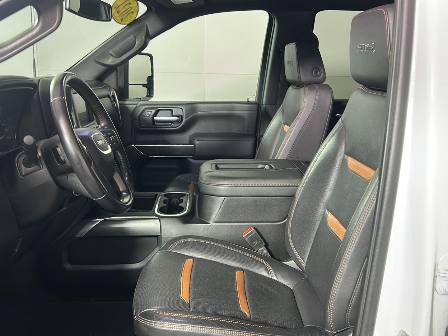 Used 2021 SUMMIT WHITE GMC AT4 image 15
