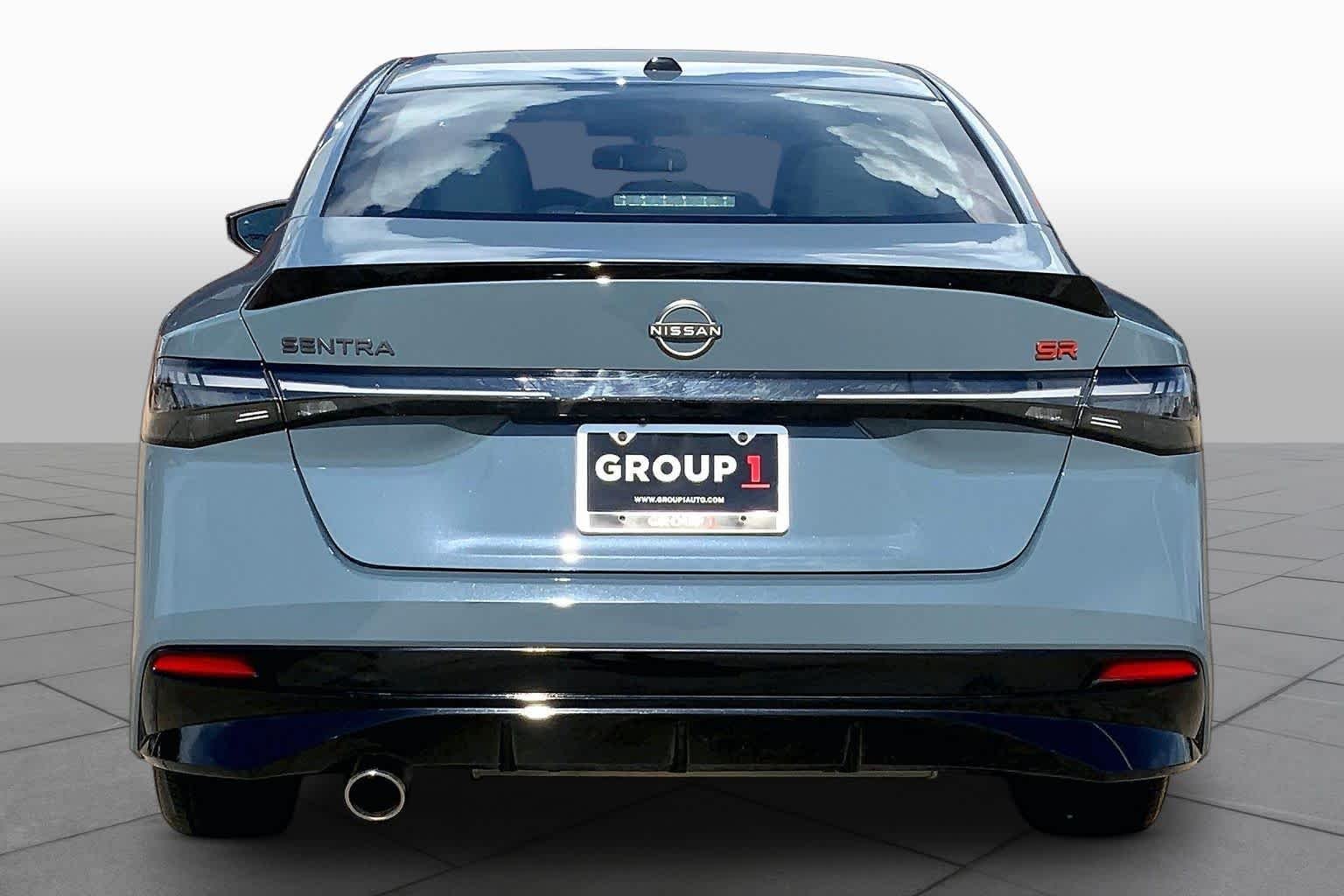 Used 2026 Atlantic Gray M Nissan SR image 5