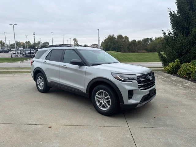 New 2027 White Ford Active image 31