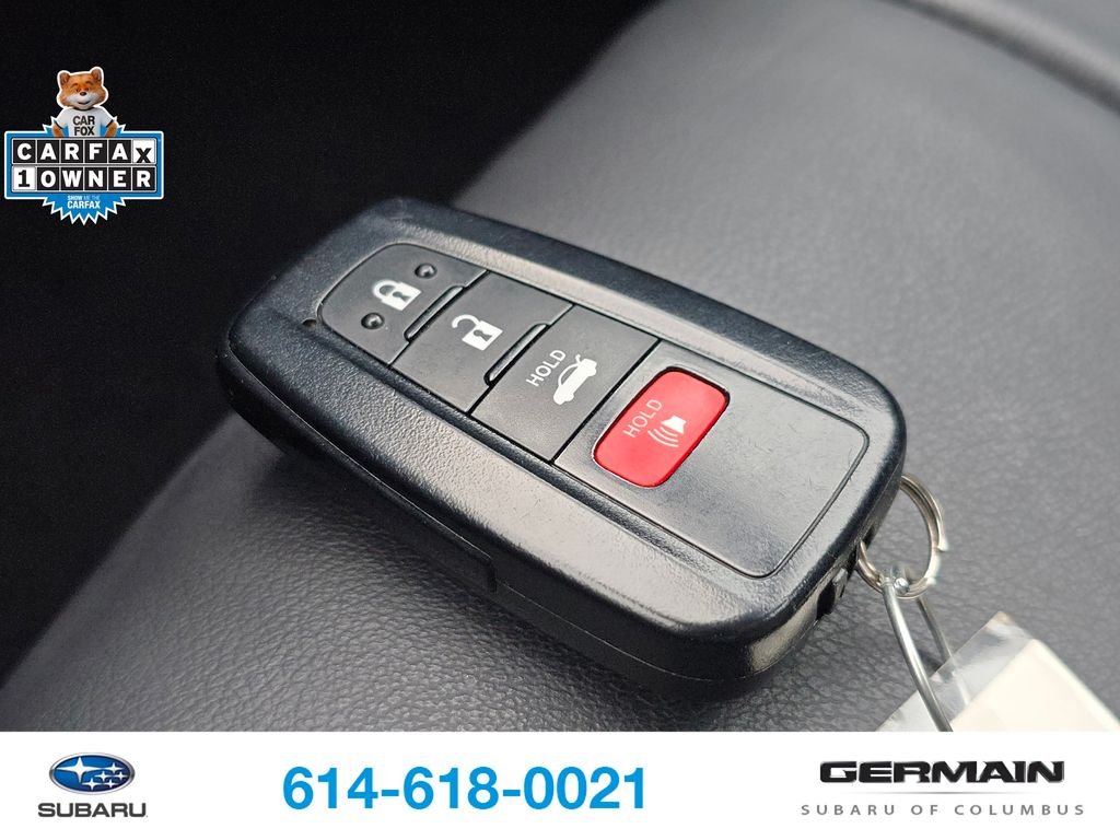 Used 2021 Beige Toyota XSE V6 image 33
