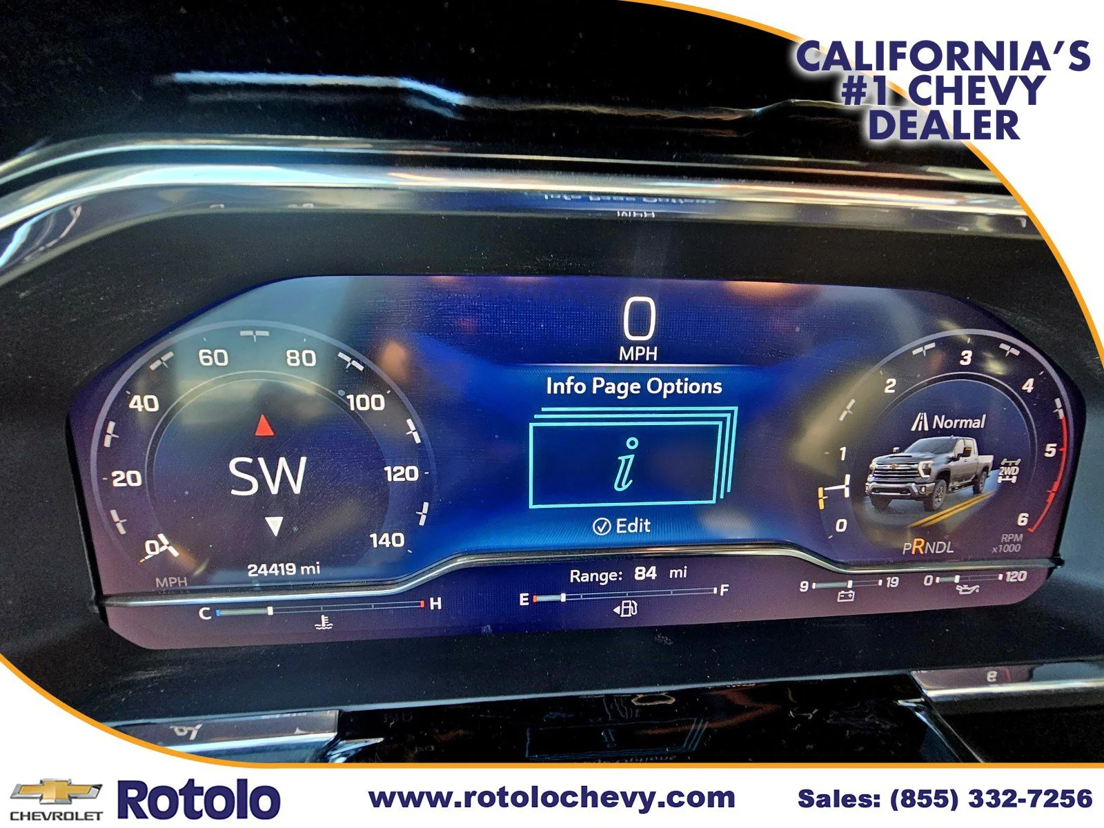 Used 2025 Summit White Chevrolet LT image 28