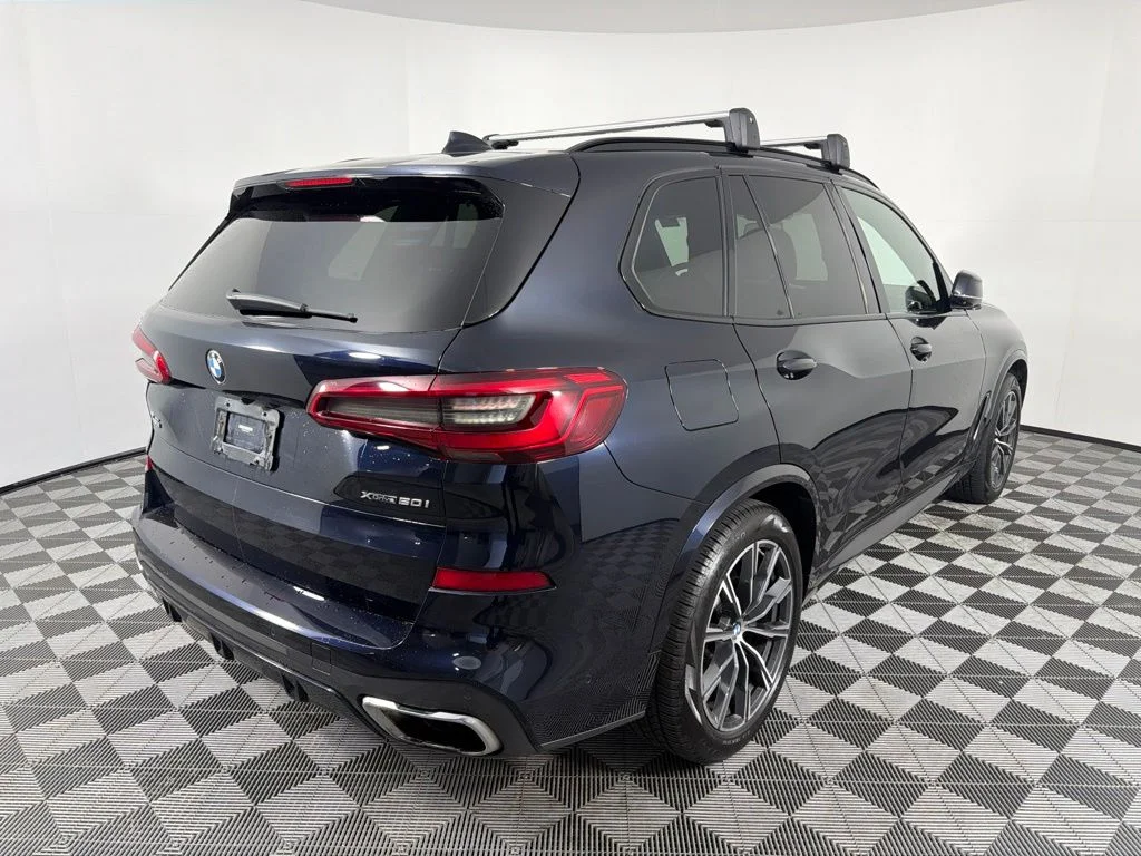 Used 2019 Black BMW xDrive50i image 5