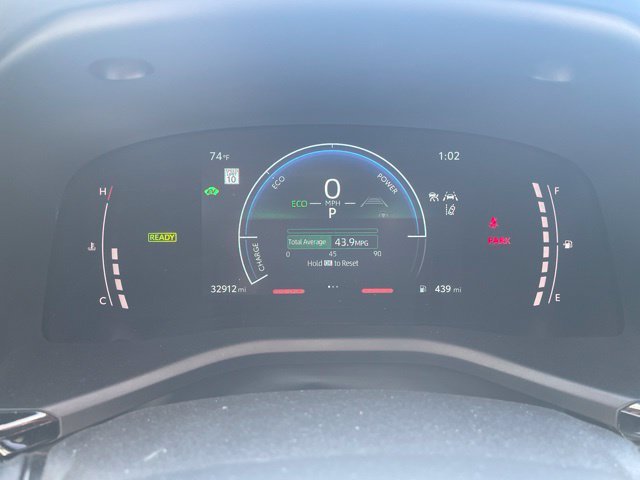 Used 2025 White Toyota SE image 5