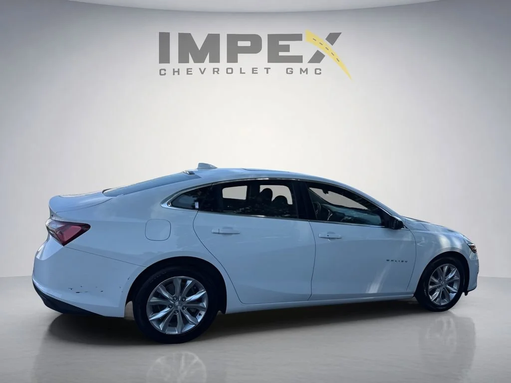 Used 2020 Summit White Chevrolet LT image 6
