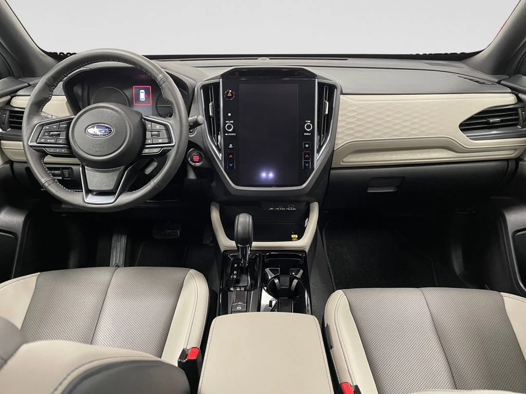 Used 2026 Crystal White Pearl Subaru Limited image 8