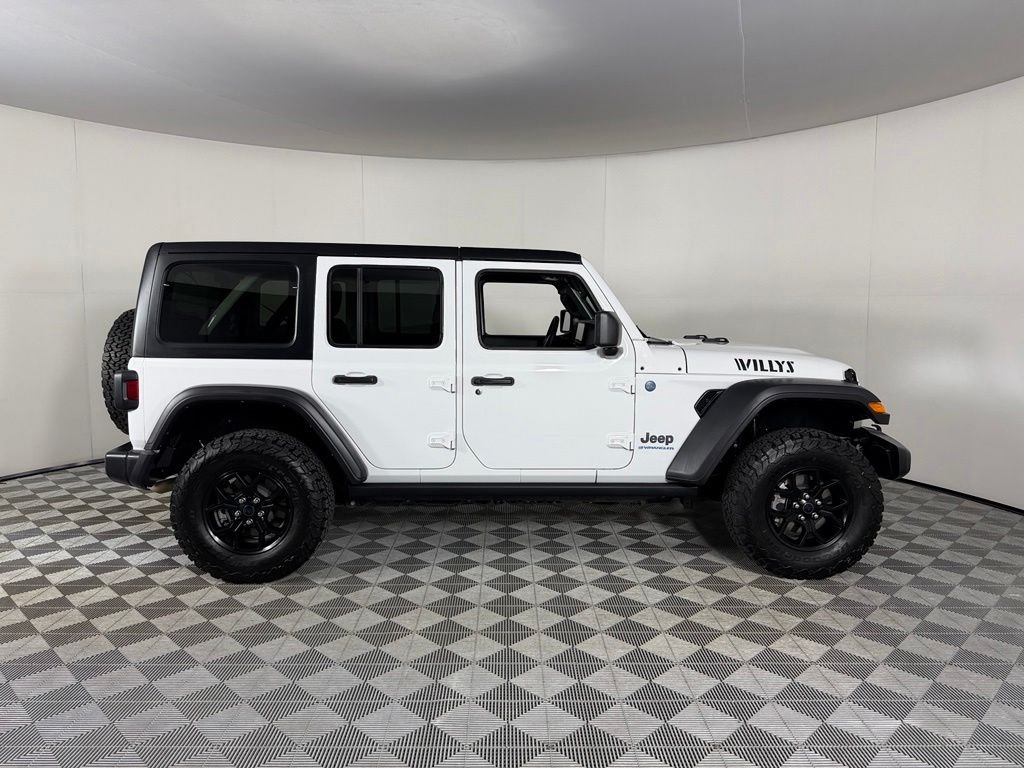 Certified Used 2025 White Jeep Willys 4xe image 5