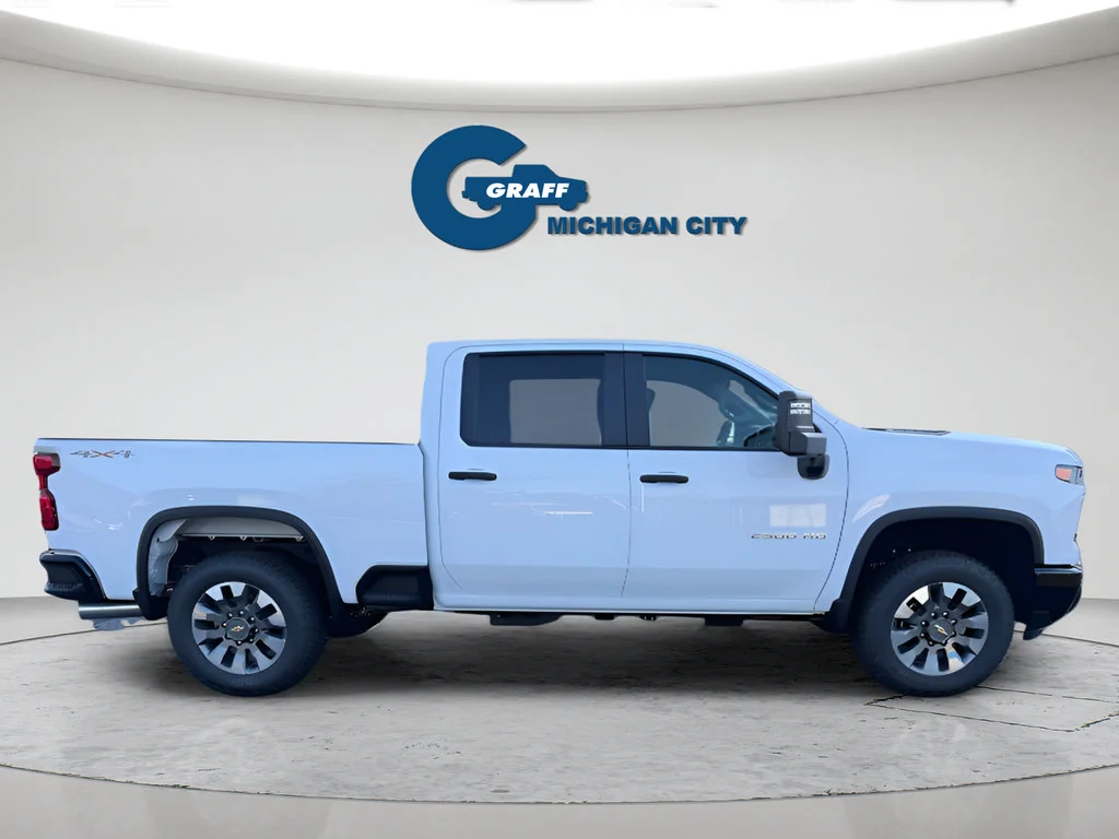 New 2026 Summit White Chevrolet Custom image 6