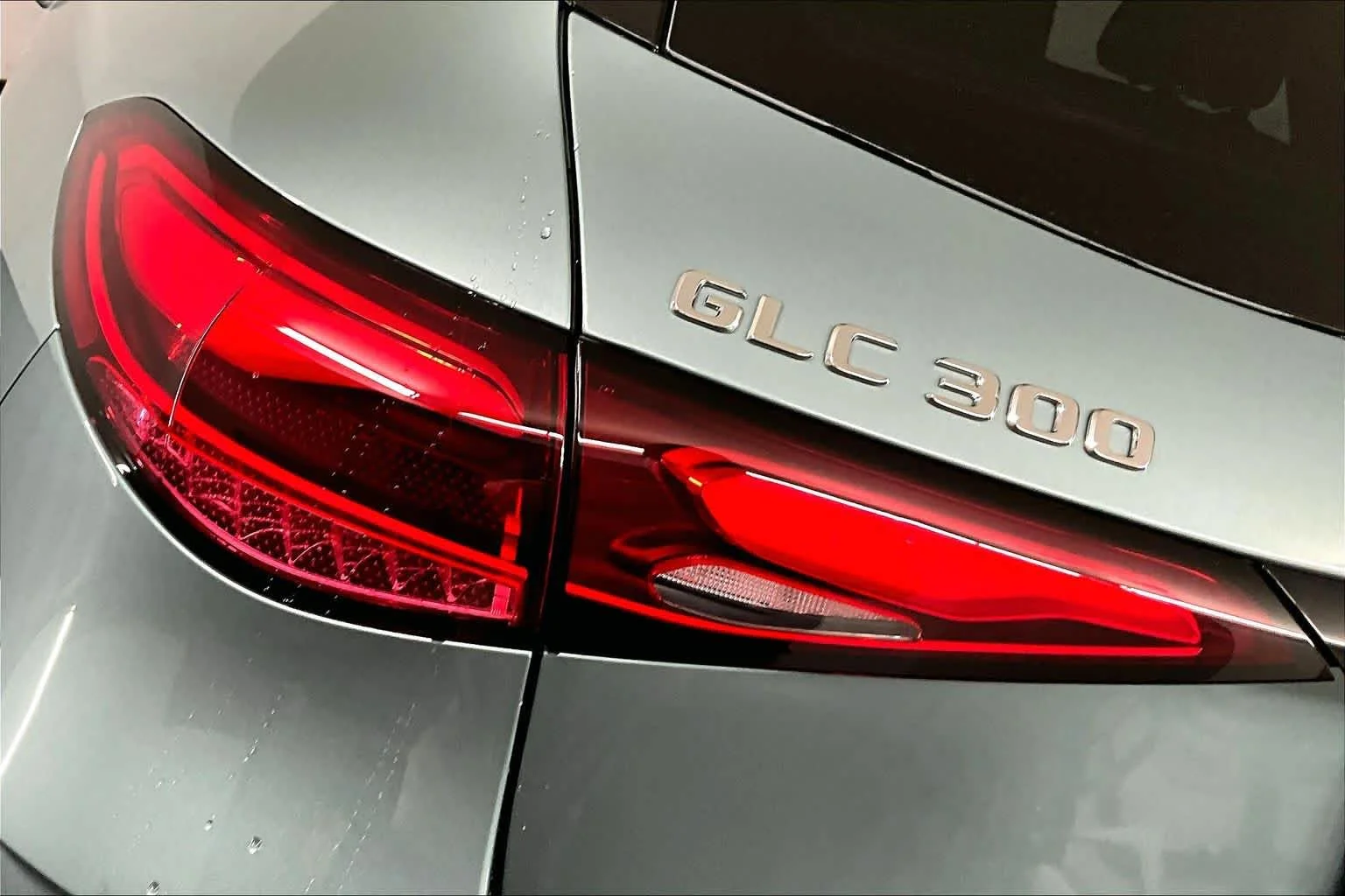 New 2026 Verde Silver Metallic Mercedes-Benz GLC 300 image 6