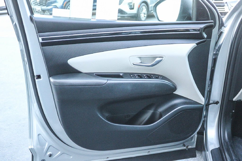 Certified Used 2024 Silver Hyundai SE image 25