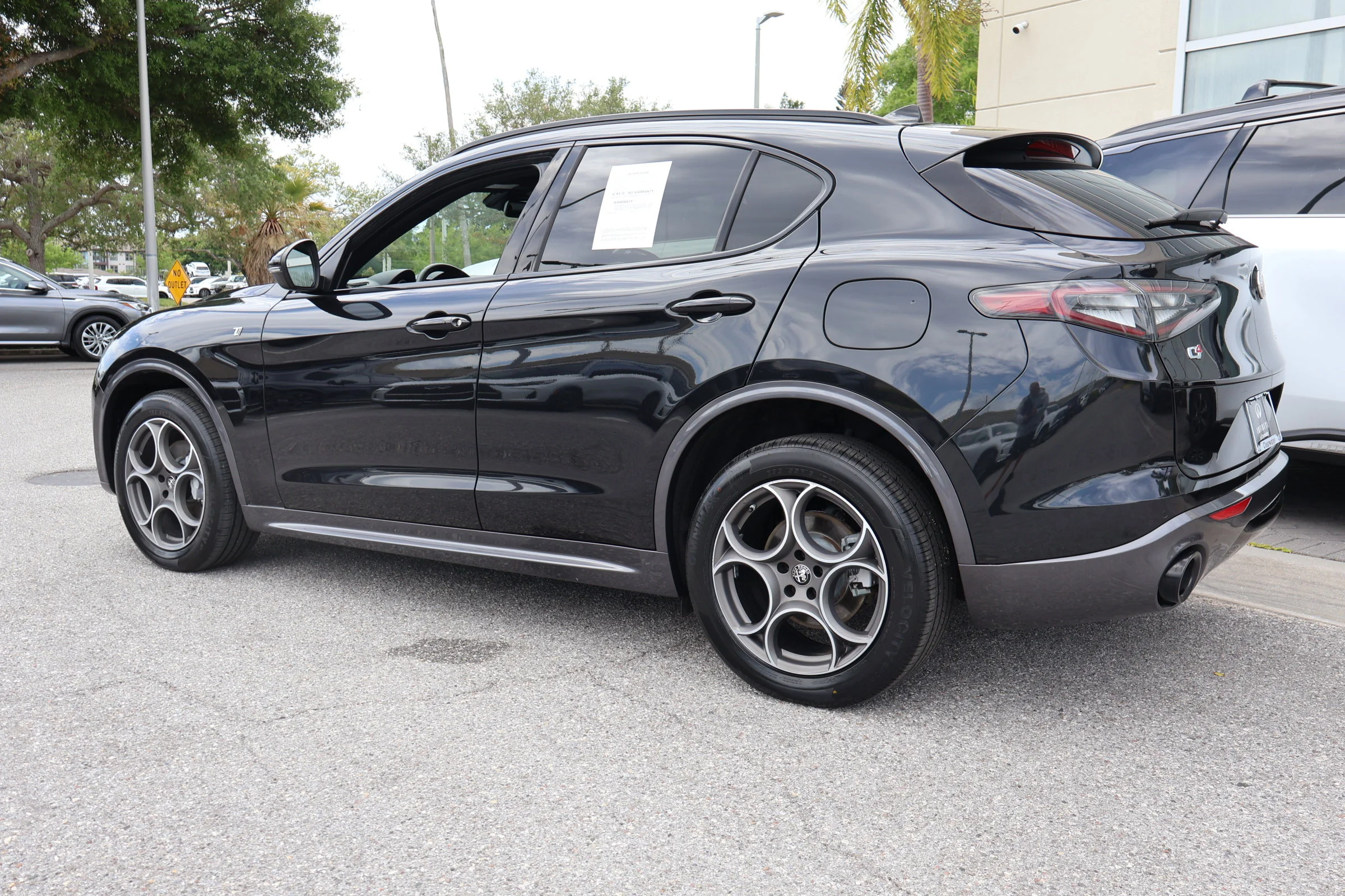 Used 2024 Vulcano Black Metallic Alfa Romeo Ti image 7