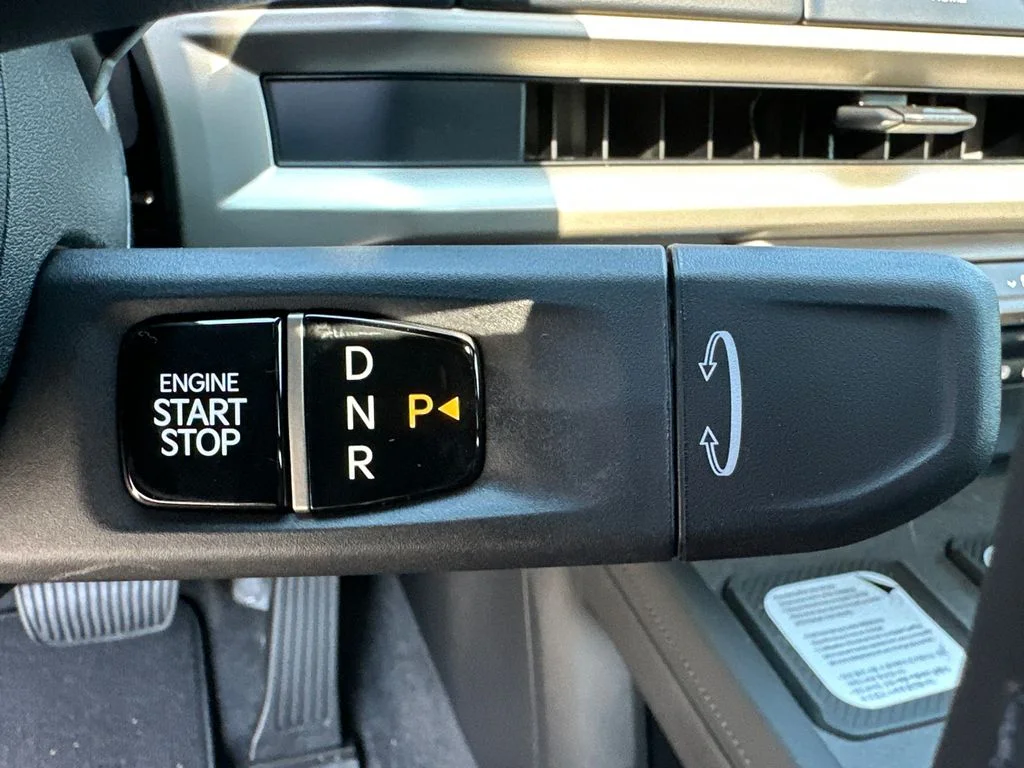 New 2027 Black Kia EX image 34