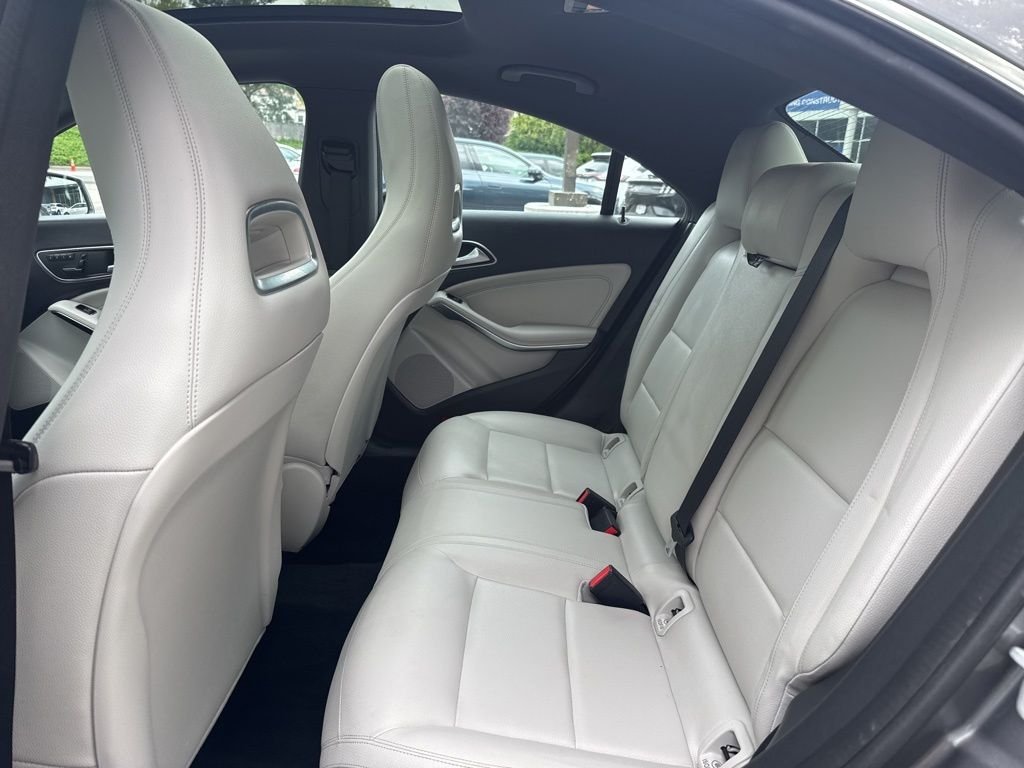 Used 2014 Mountain Gray Metallic Mercedes-Benz CLA 250 image 26