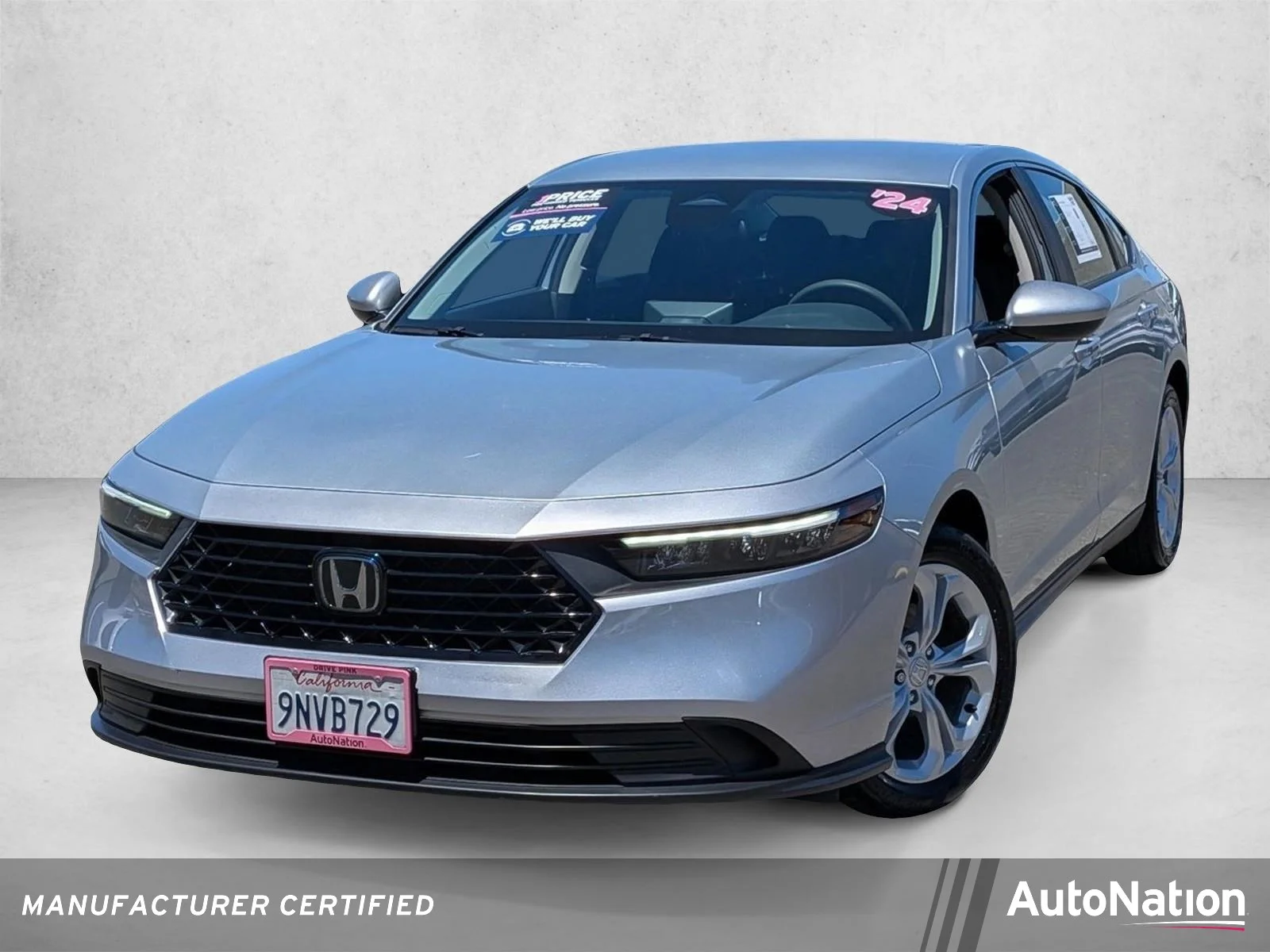 Used 2024 Solar Silver Metallic Honda LX image 1