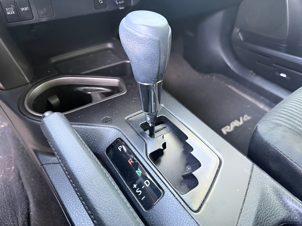 Used 2018 Gray Toyota LE image 38